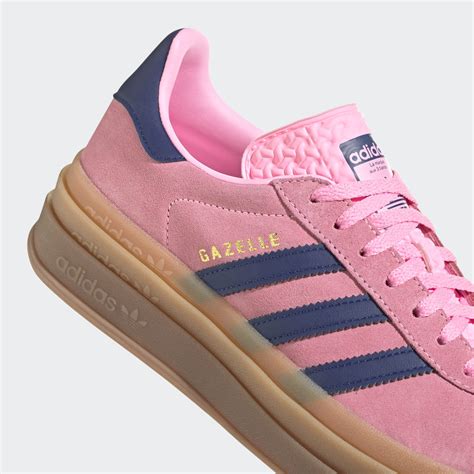 women's pink adidas trainers